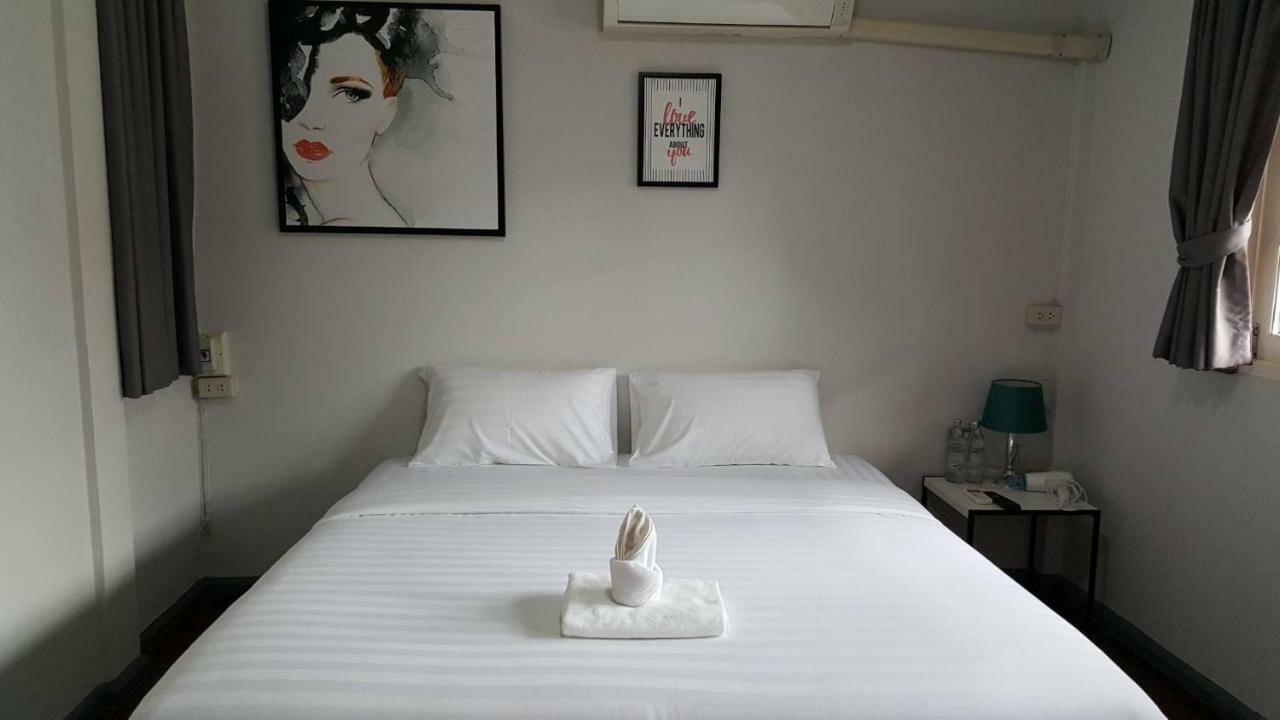 Maya Bed And Food Hostel Чиангмай Экстерьер фото